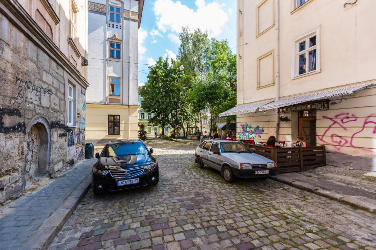 Квартира Подобово На Площі Ринок 39 Lviv Eksteriør billede