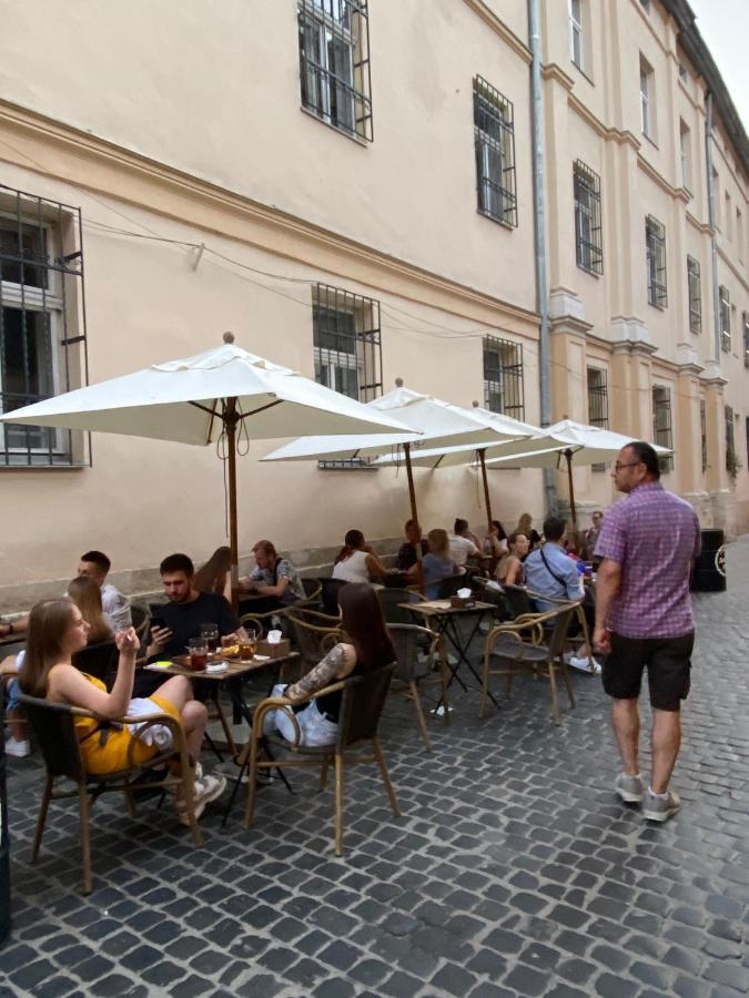 Квартира Подобово На Площі Ринок 39 Lviv Eksteriør billede