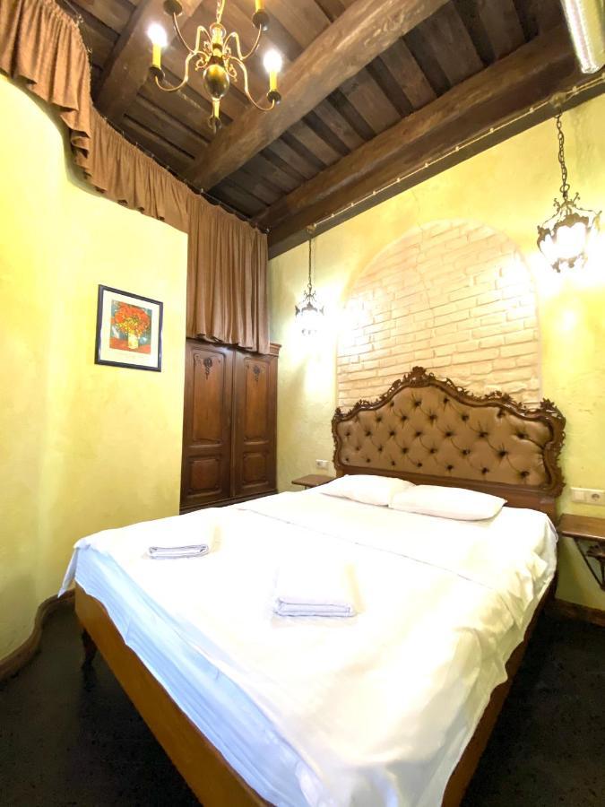 Квартира Подобово На Площі Ринок 39 Lviv Eksteriør billede
